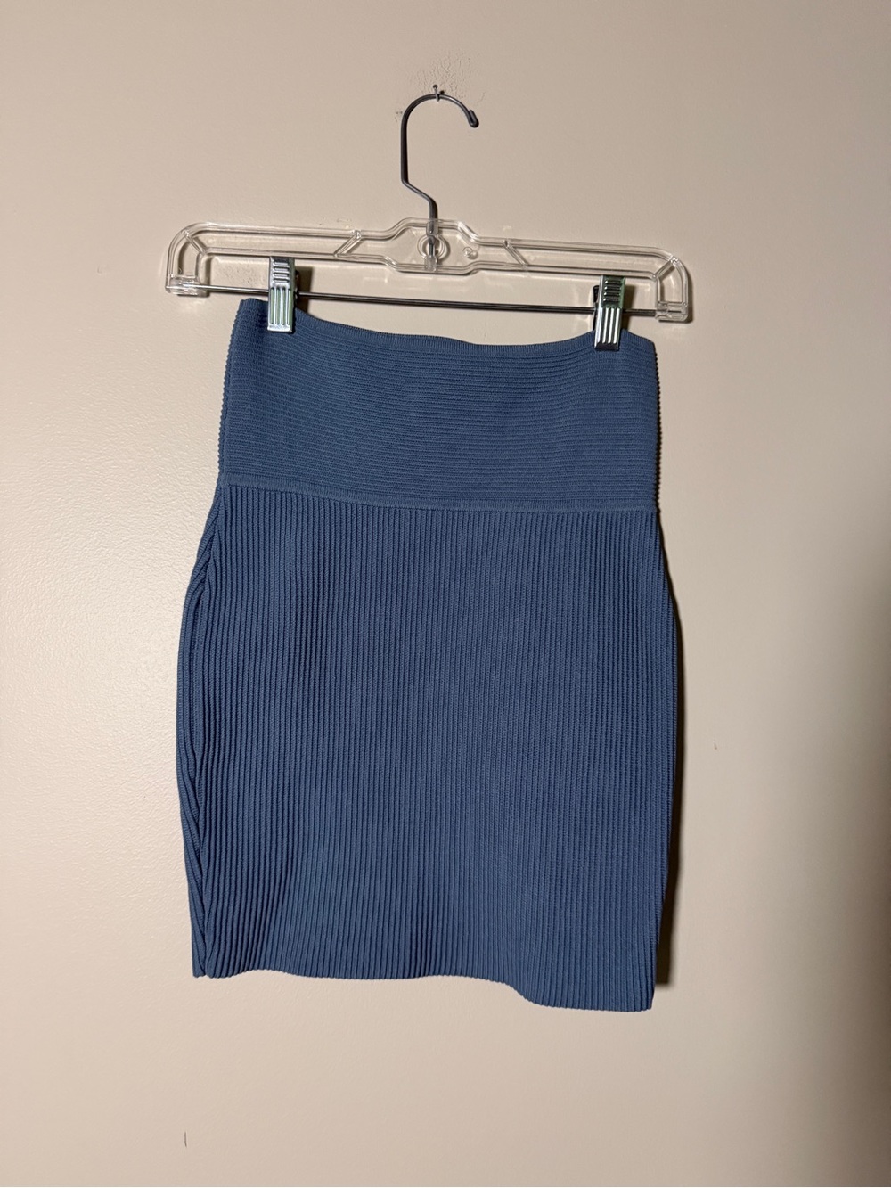 Babaton Ribbed High-Waist Blue Mini Skirt Sculpt Knit